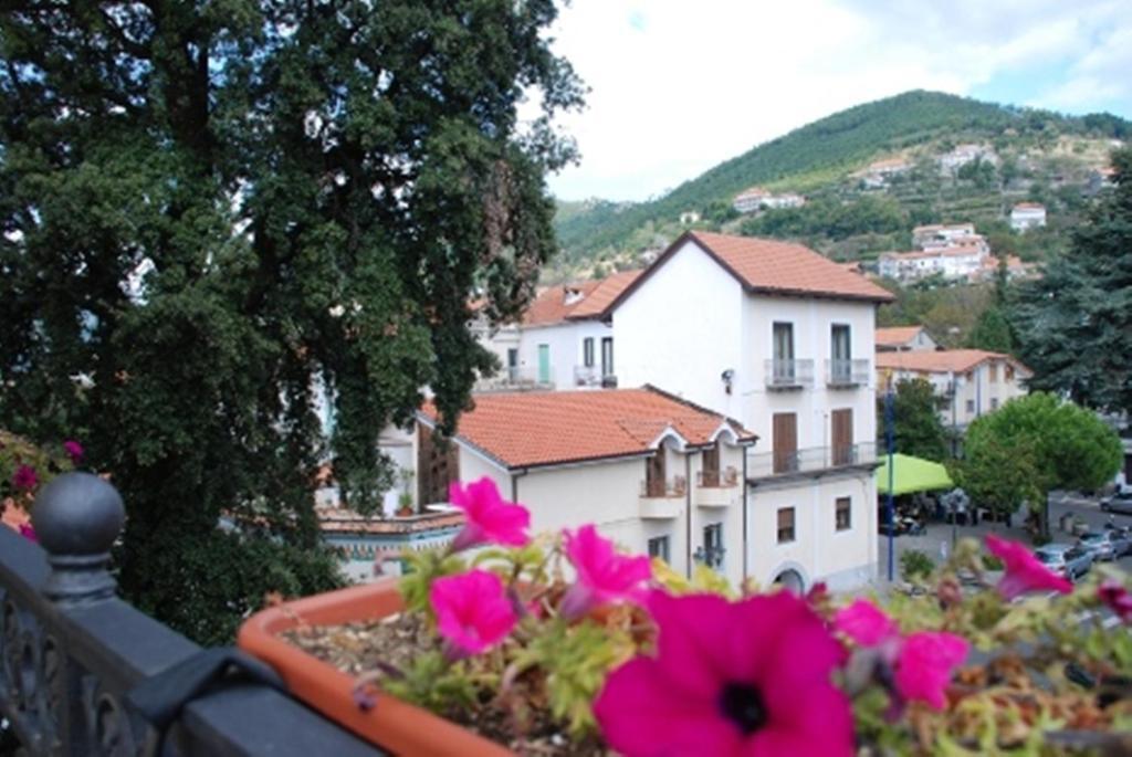 B&B Beata Solitudo Agerola Rum bild
